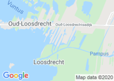 Schitterende ligplaats in het groen in Loosdrecht
