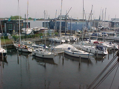 Ligplaats Lemmer buitenhaven direct aan het IJsselmeer