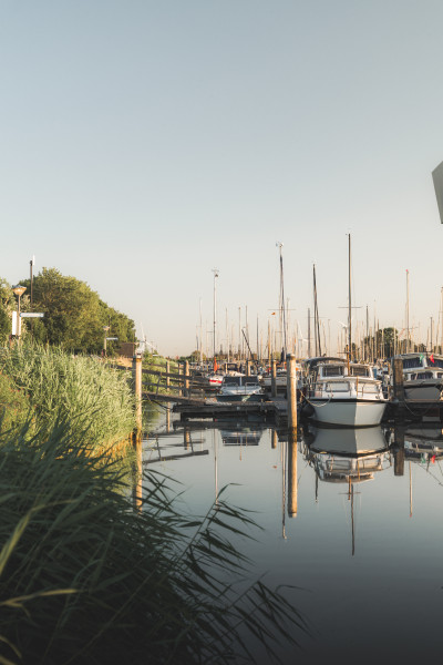 Ligplaats 10 x 3,5 meter - Jachthaven Waterkant - Dinteloord