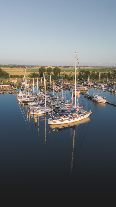 Ligplaats 15 x 5,5 meter - Jachthaven Waterkant - Dinteloord