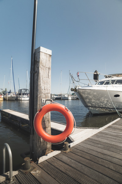 Ligplaats 18 x 6 meter - Jachthaven Waterkant - Dinteloord
