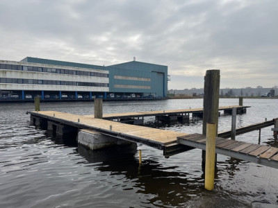 Ligplaats #1 - 8 x 3 meter - Rijnhaven Bouwzorg - Alphen aan Den Rijn