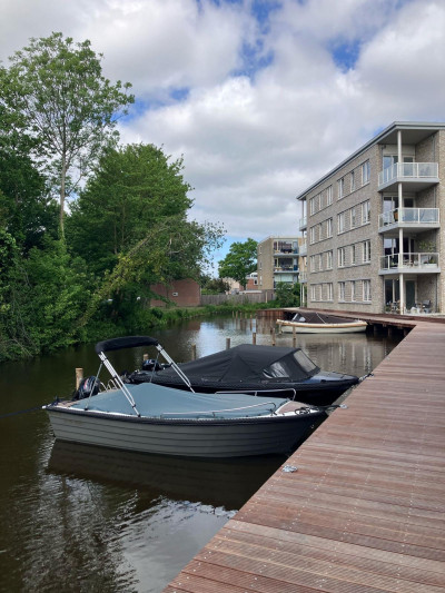 #5 Ligplaats 6,5 x 2,8 meter - Bloementuin - Sassenheim
