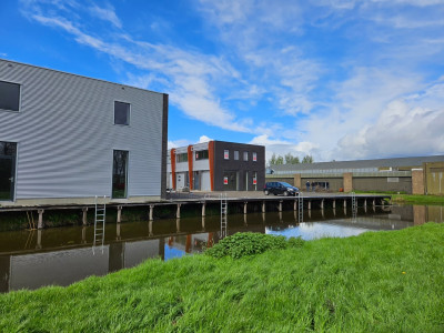 2# Ligplaats te koop - 8 x 3 meter - Haven Rijksstraatweg Sassenheim - Sassenheim